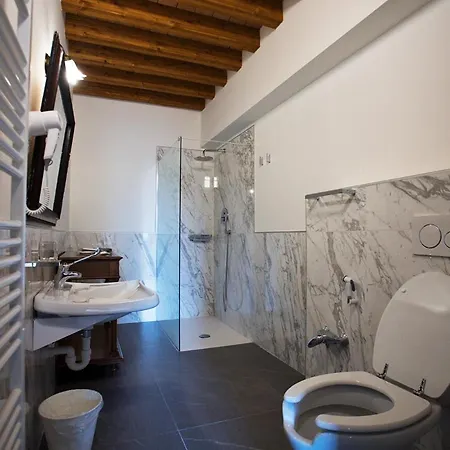 Agriturismo Tenuta Casteldardo Отель *